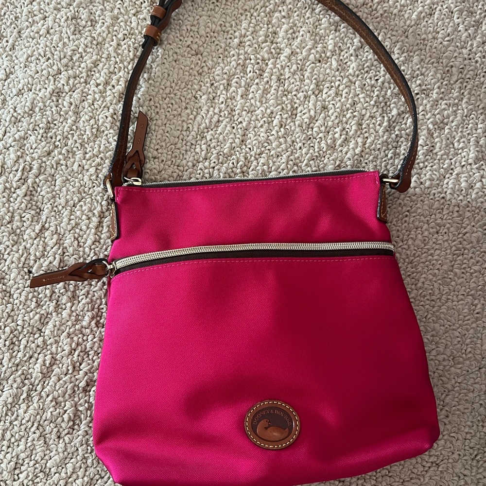 Authentic Dooney and Bourke womens purse